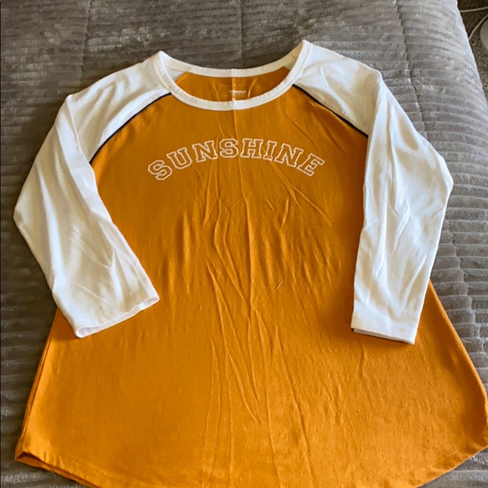 3/4 sleeve T-shirt
